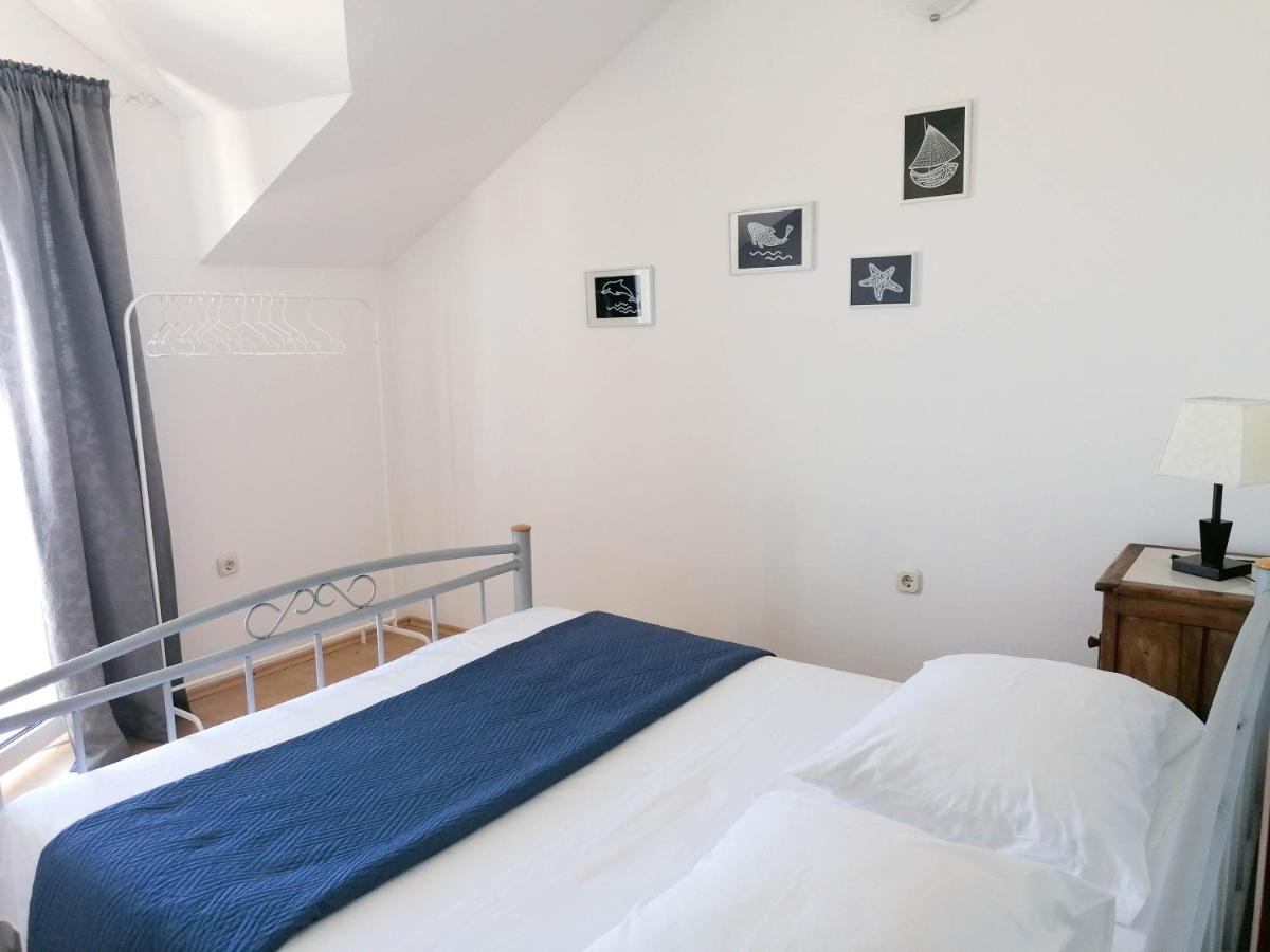 Apartments Natalia Supetar Eksteriør bilde